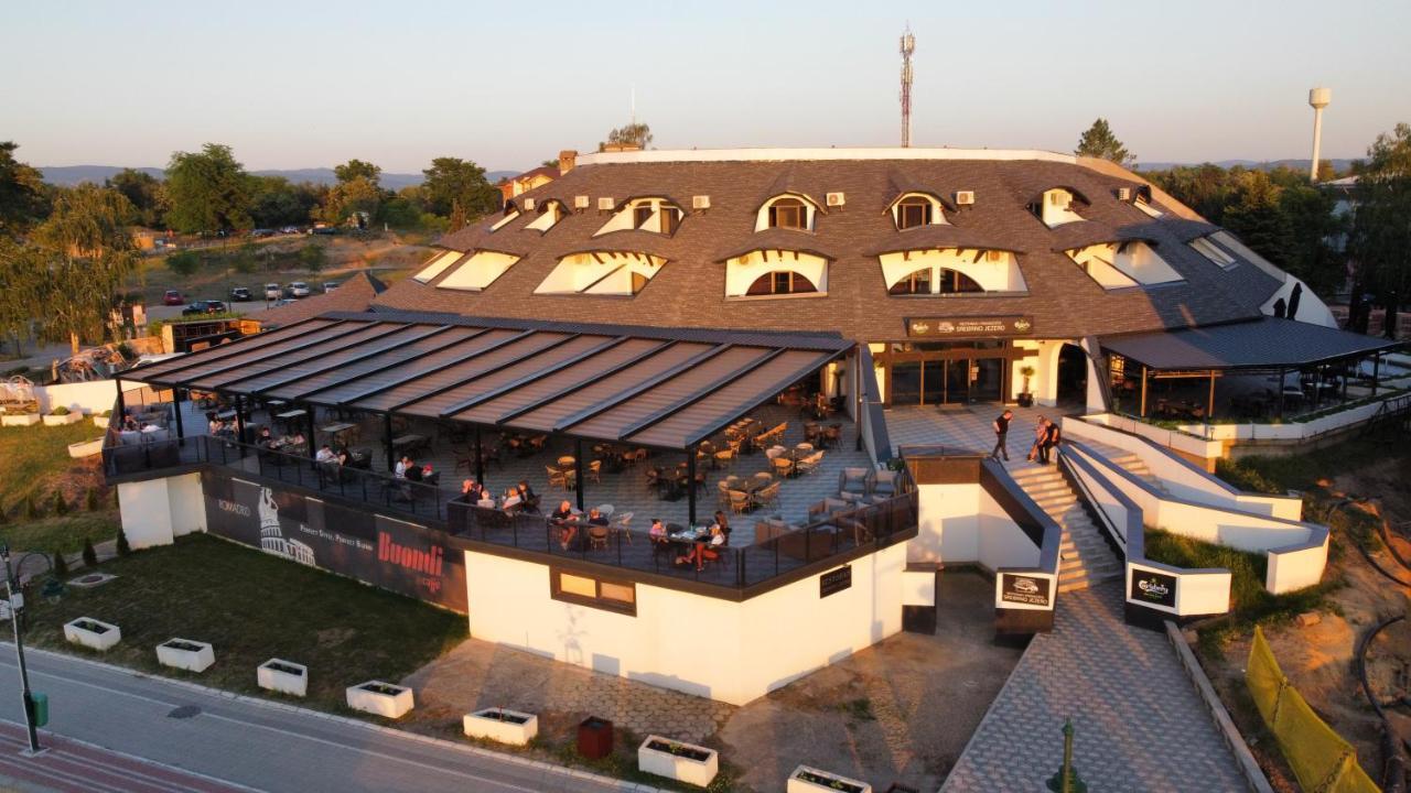 ホテル Prenociste Srebrno Jezero Veliko Gradište エクステリア 写真